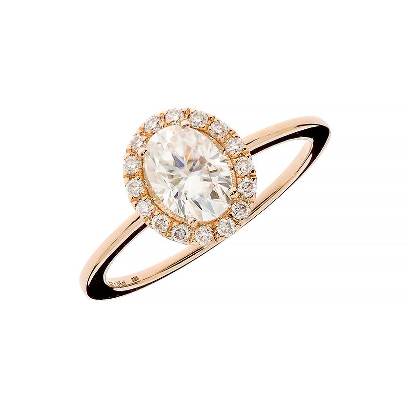 Engagement rings with synthetic moissanite